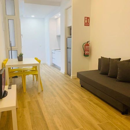 Moncloa-Uni. Complutense Apartamentos Madri Exterior foto
